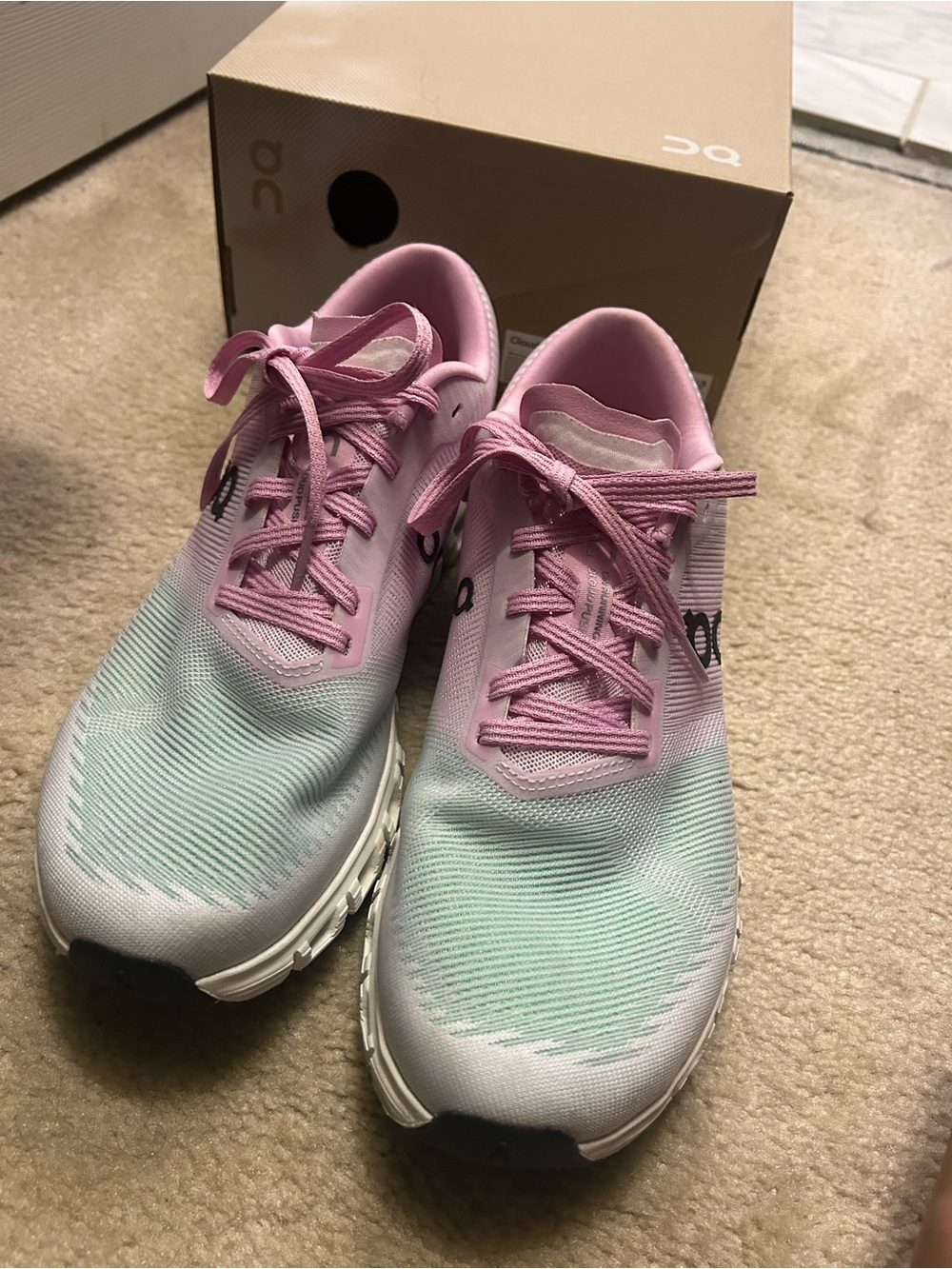 ON CLOUD cloud ☁️ pulse next in pink and green.